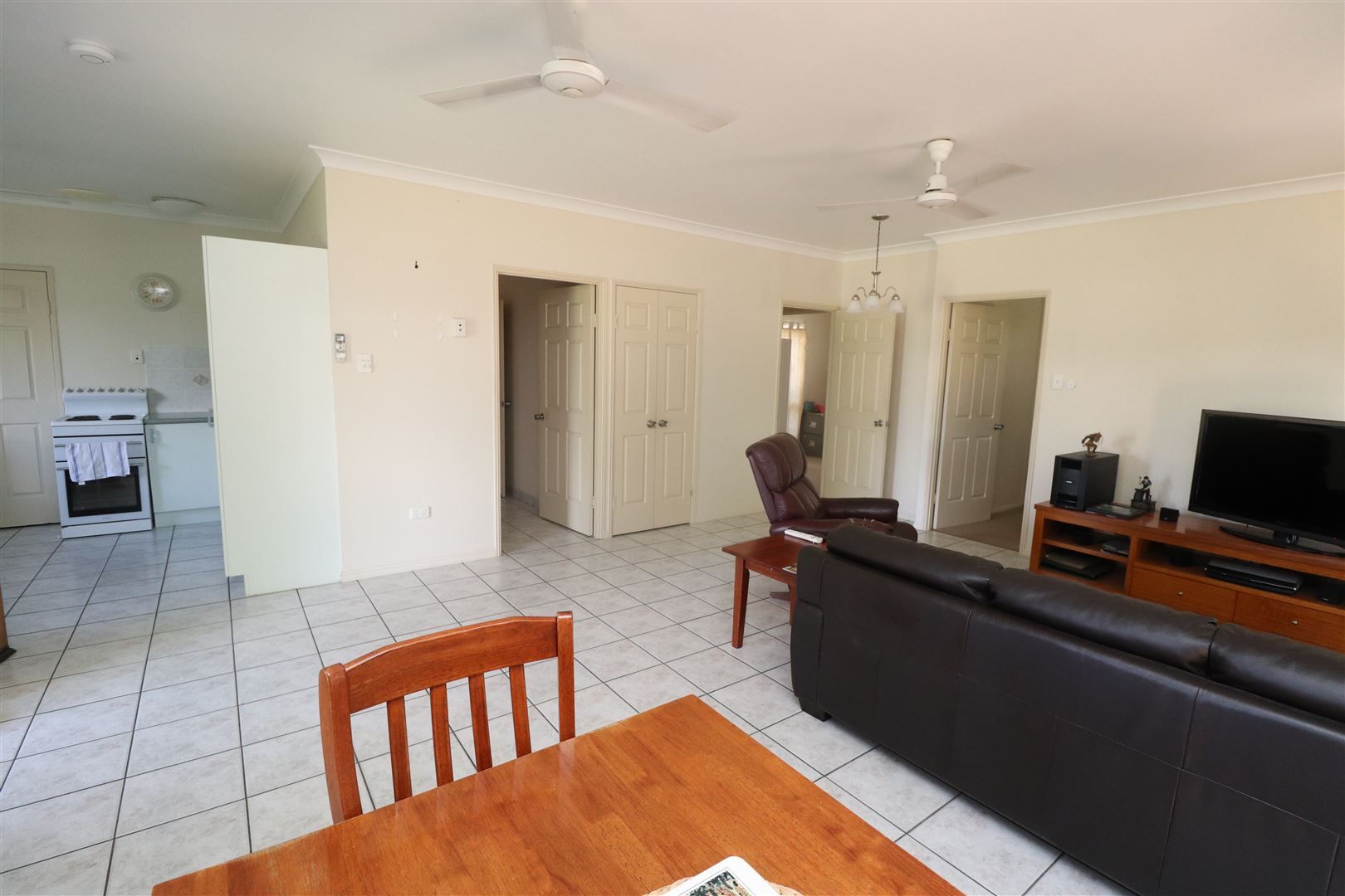 2/20 Melbourne Street, Ayr QLD 4807, Image 1