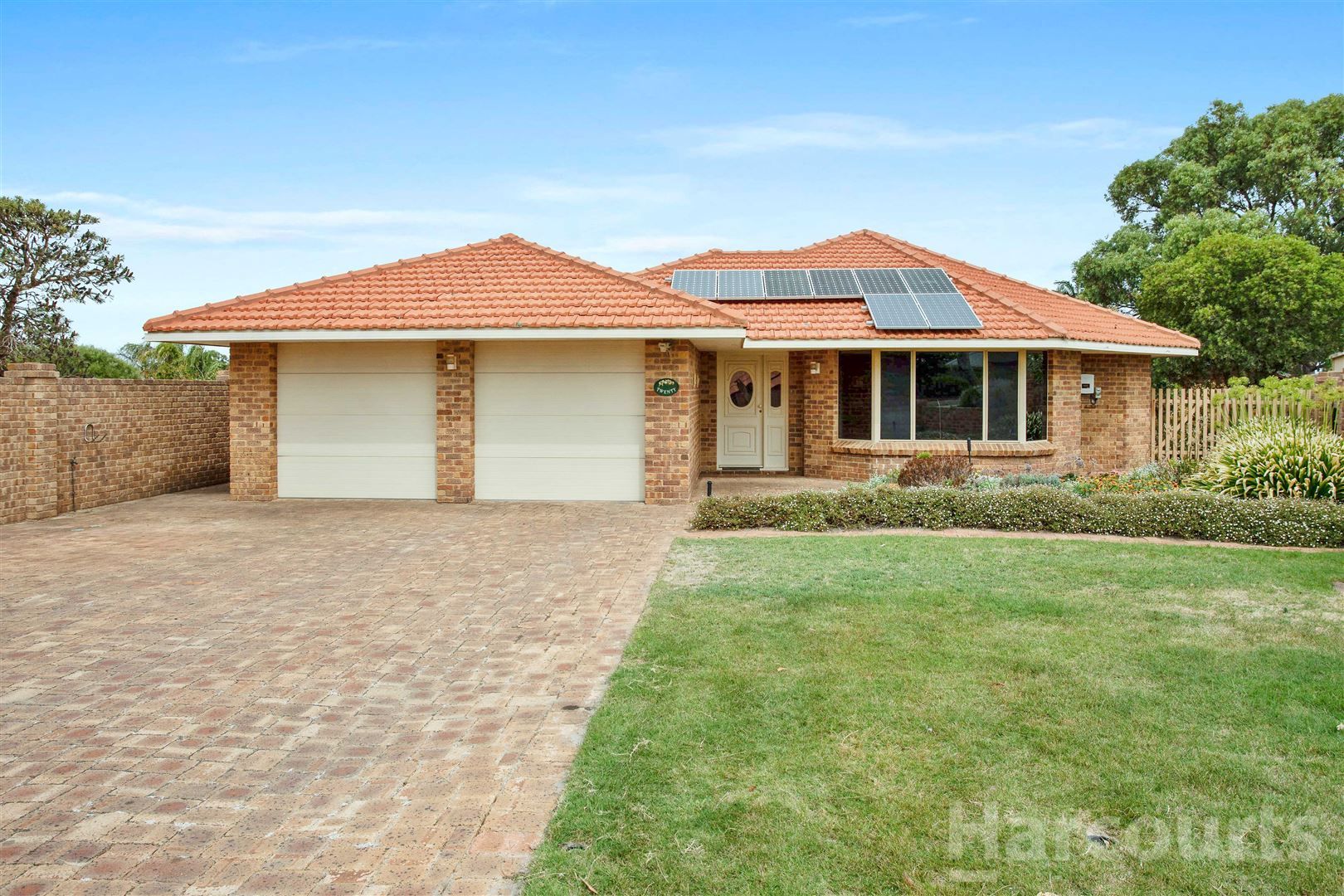 20 Yorrell Place, Halls Head WA 6210, Image 0