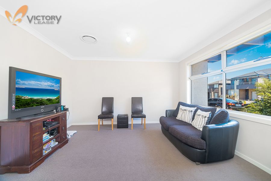 10 Lillian Crescent, Schofields NSW 2762, Image 2