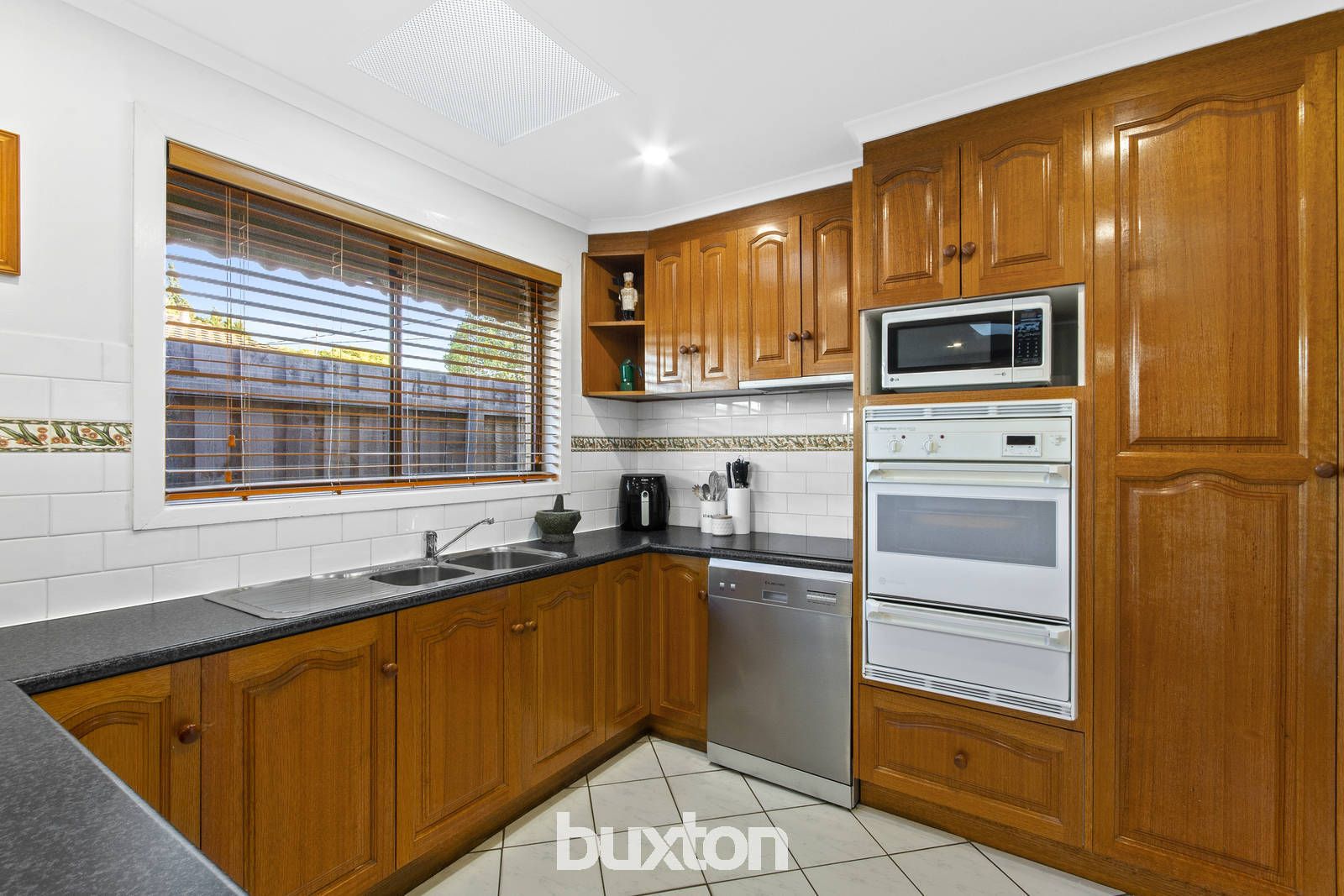 21 Hosie Avenue, Bell Post Hill VIC 3215, Image 1