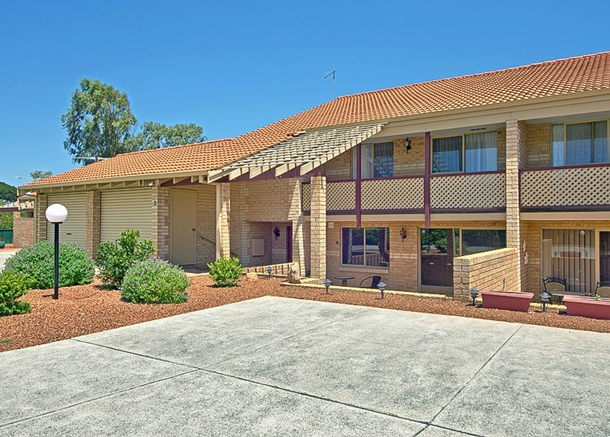 2/200 Fairway Circle, Connolly WA 6027