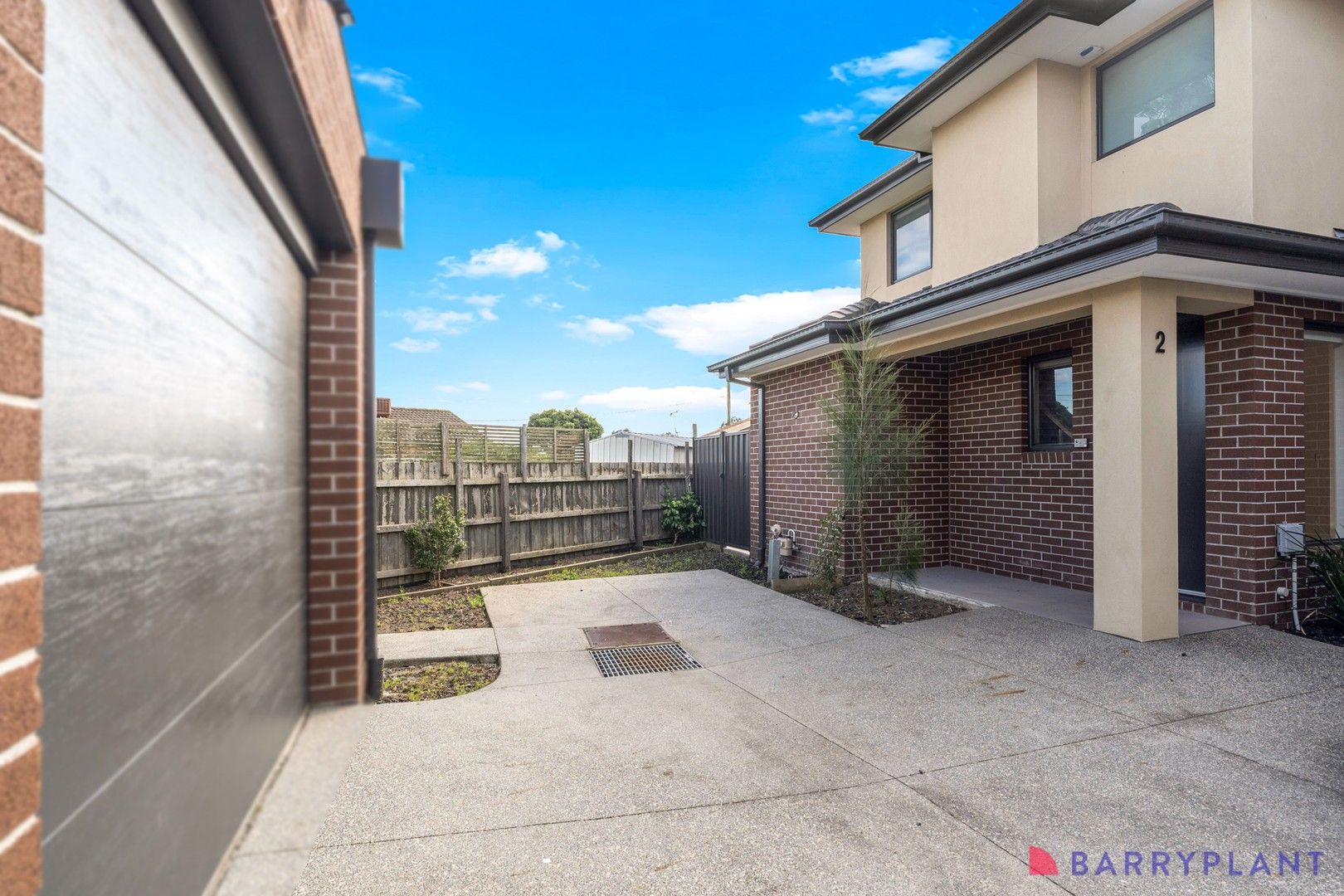 2 bedrooms Townhouse in 2/2 Navarre Court MEADOW HEIGHTS VIC, 3048