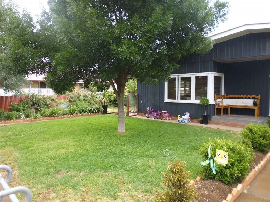 28 Golden Street, West Wyalong NSW 2671, Image 1