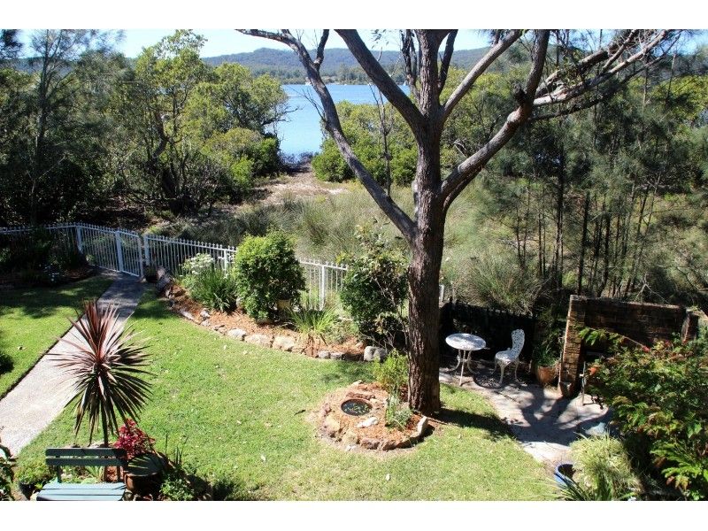 19 Alkoomie Close, Davistown NSW 2251, Image 0