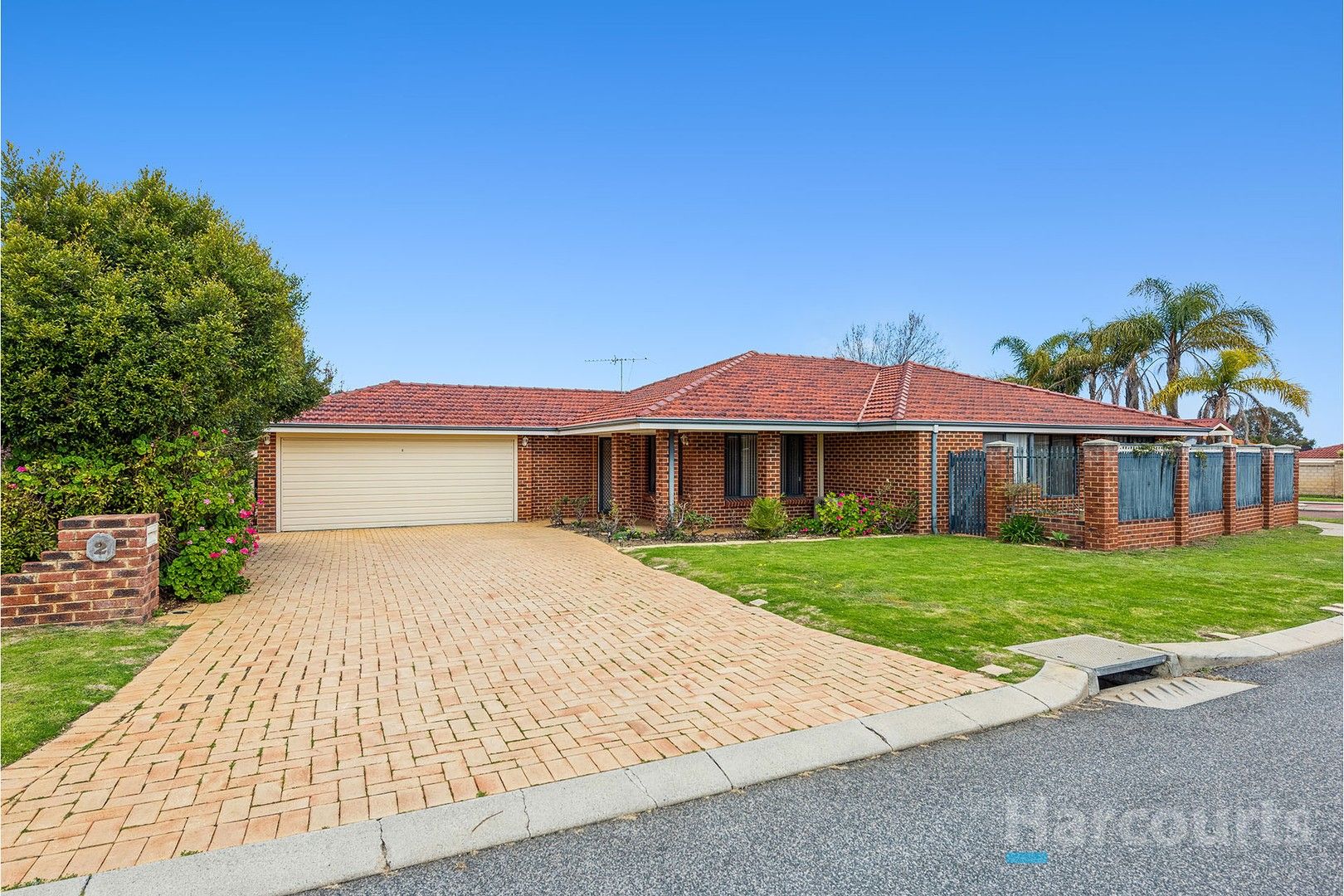 2 Aysgarth Court, Hocking WA 6065, Image 0