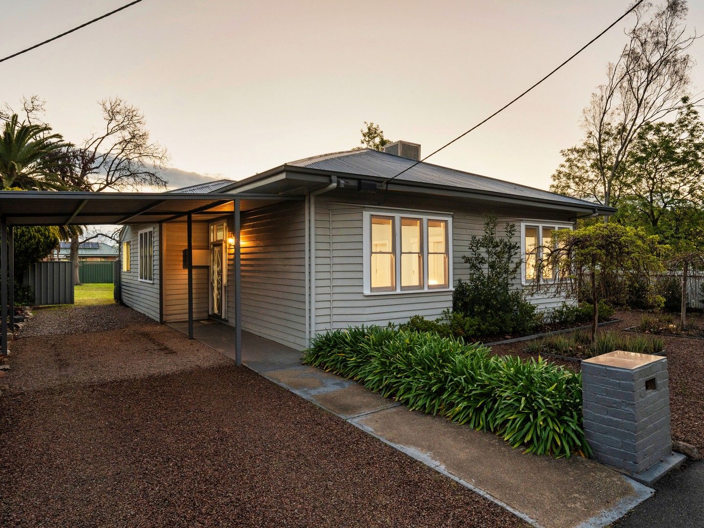 4 bedrooms House in 104 Binney Street EUROA VIC, 3666