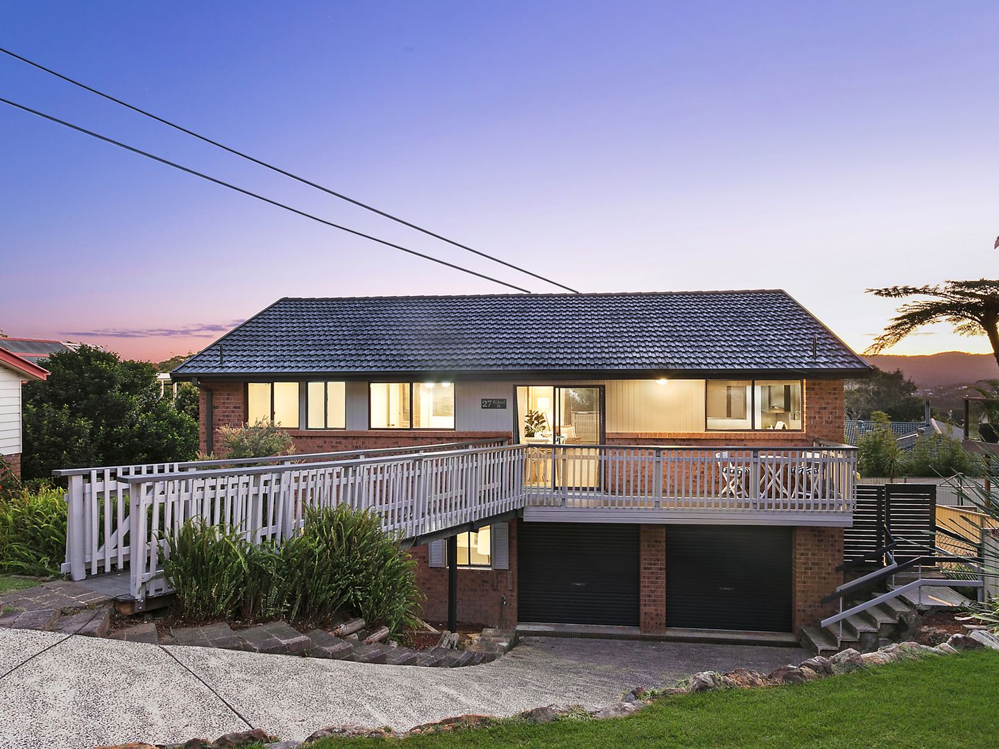 3 bedrooms House in 27 Rickard  Street BATEAU BAY NSW, 2261