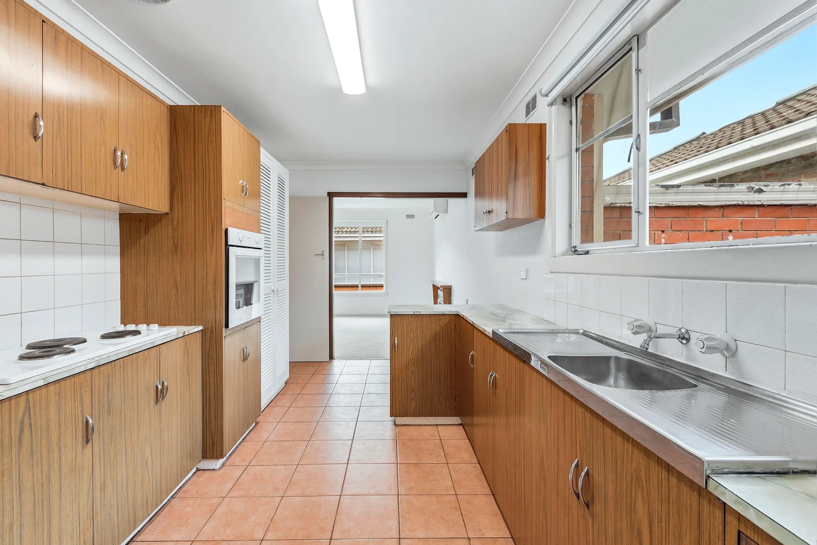Additional image 5 of 2/53 Elizabeth Street, Newport VIC 3015
