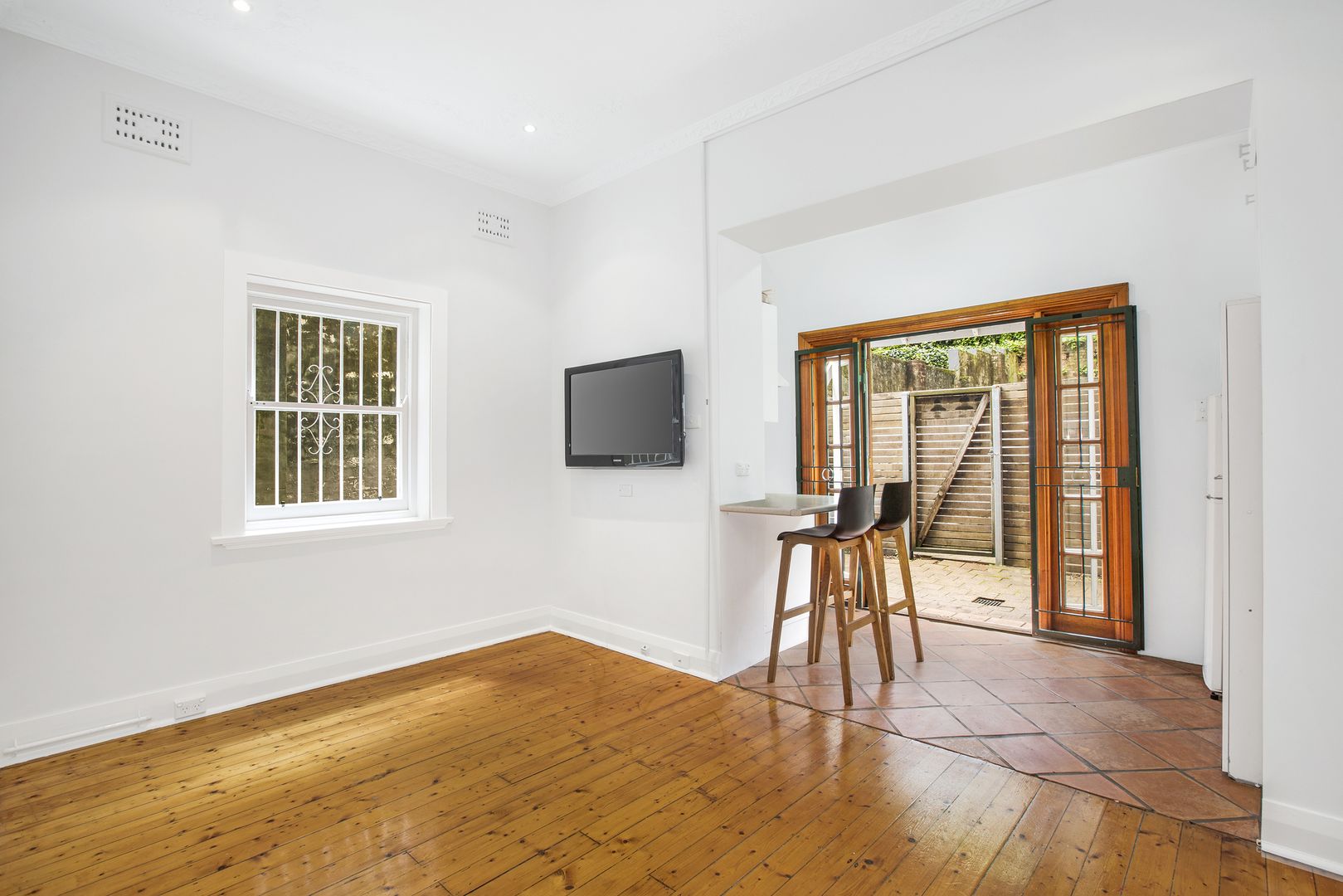 3/453 Glenmore Road, Edgecliff Property History & Address Research
