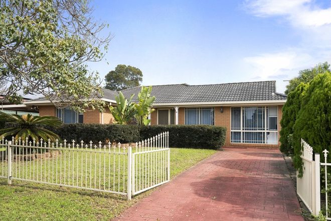 Picture of 16 Cyclamen Place, MACQUARIE FIELDS NSW 2564