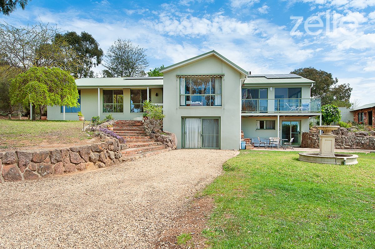 1055 Table Top Road, Table Top NSW 2640, Image 1