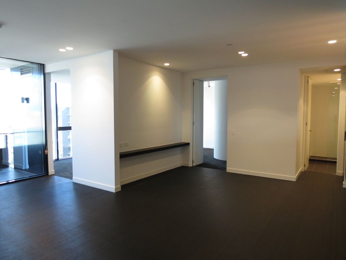 2 bedrooms Apartment / Unit / Flat in 1002/22 Dorcas Street SOUTHBANK VIC, 3006