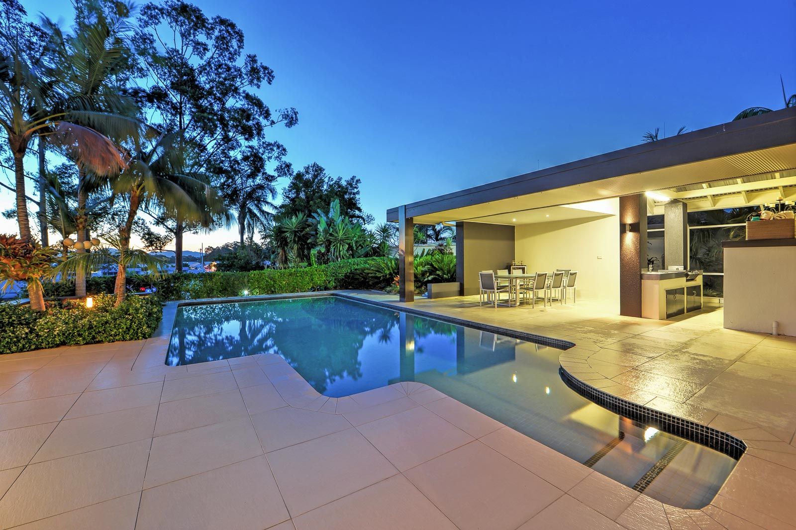 5682 Anchorage Terrace, Sanctuary Cove QLD 4212, Image 2