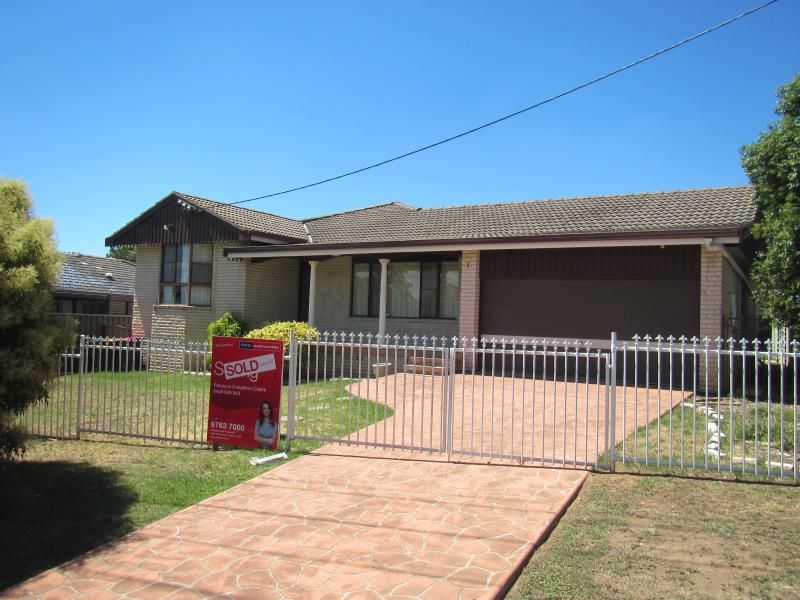 1 Wentworth Place, Tamworth NSW 2340, Image 0