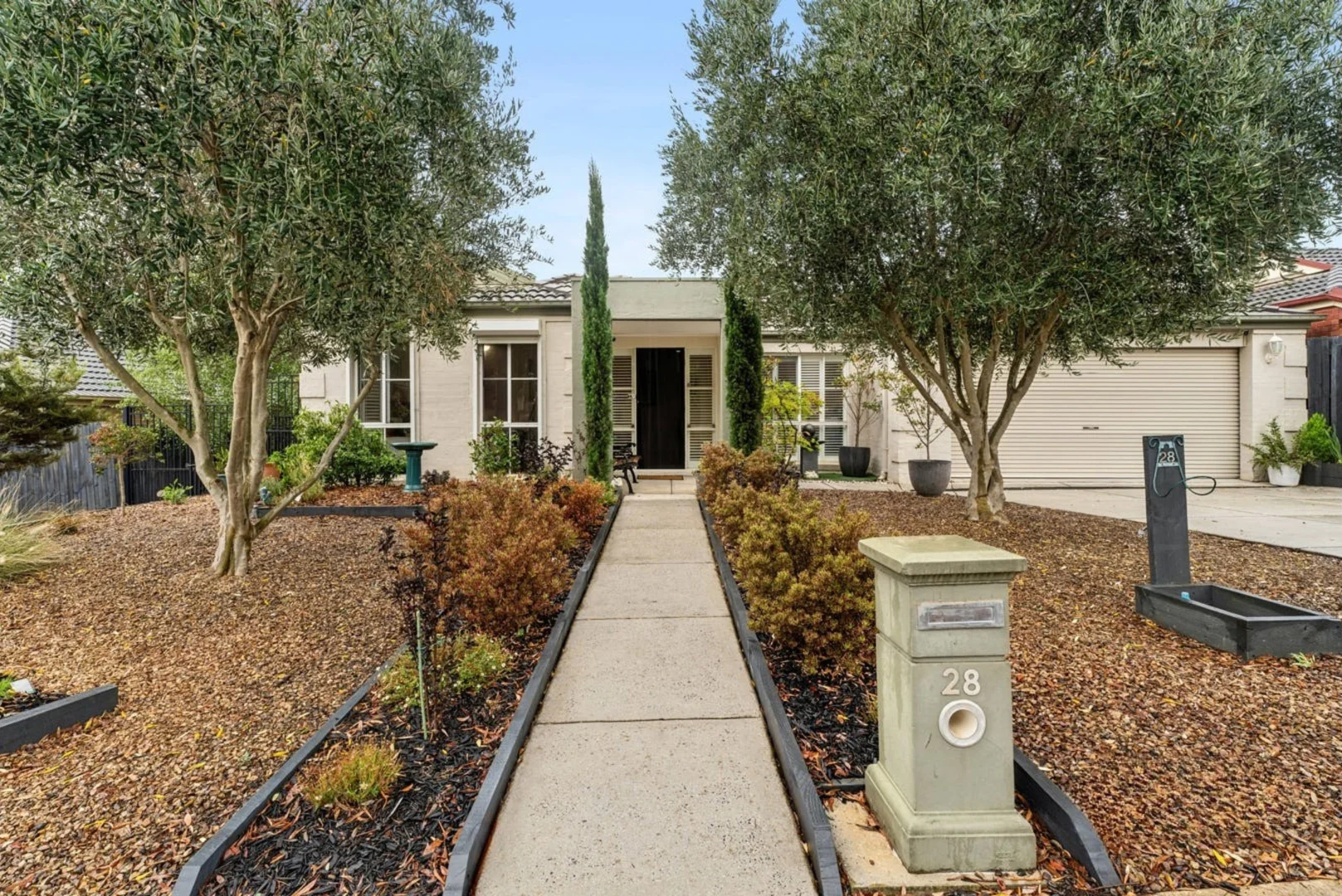 28 Paperbark Avenue, Sunbury VIC 3429