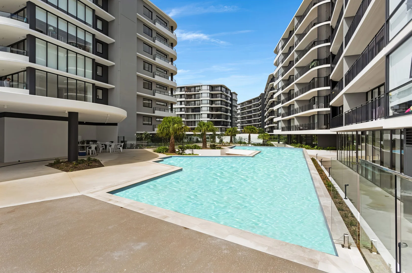 Additional image 4 of 2407/10 Sickle Avenue, Hope Island QLD 4212