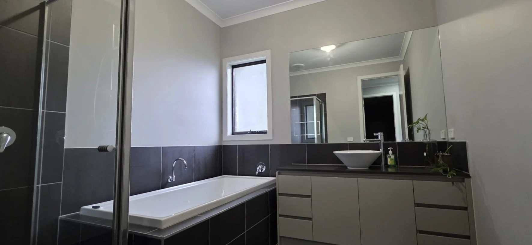 Additional image 7 of 98 Atherstone Boulevard, Strathtulloh VIC 3338