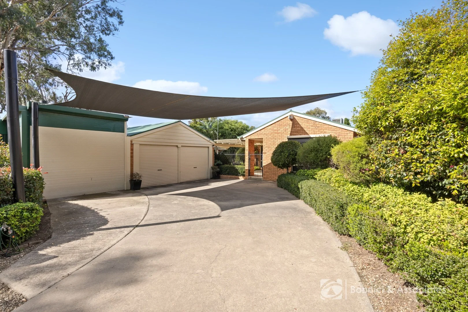 7 Bent Place, West Wodonga VIC 3690