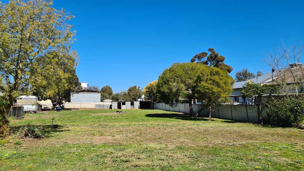 25 Farrar Street, Gilgandra NSW 2827, Image 2