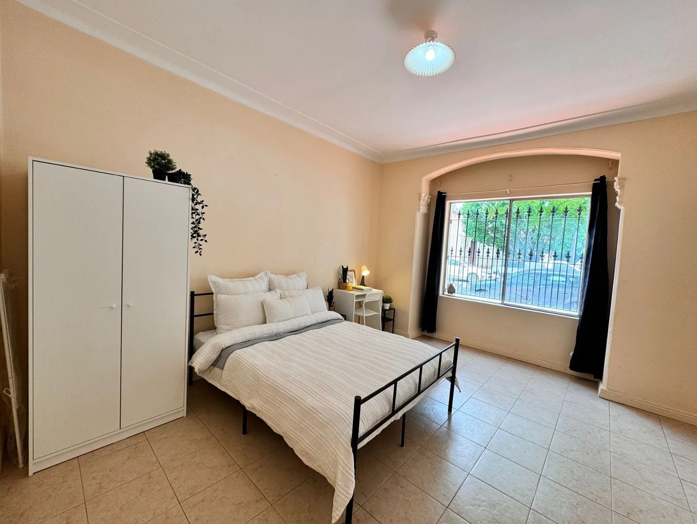 77 Renwick St, Leichhardt NSW 2040