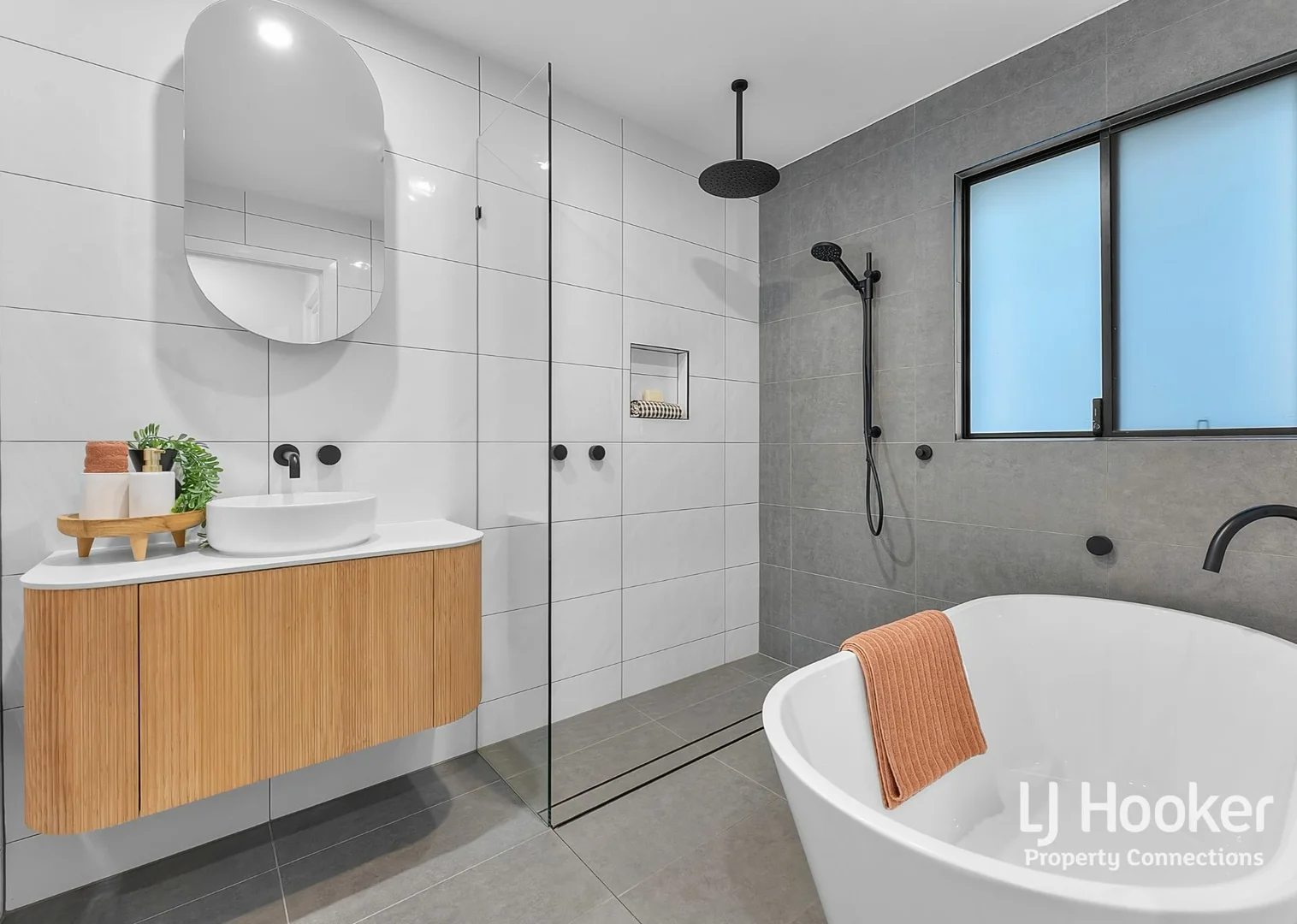 Additional image 11 of 4 Tomanbil Court, Albany Creek QLD 4035