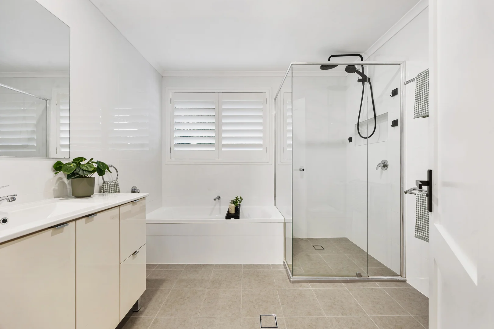 Additional image 13 of 3 Highview Avenue, Faulconbridge NSW 2776