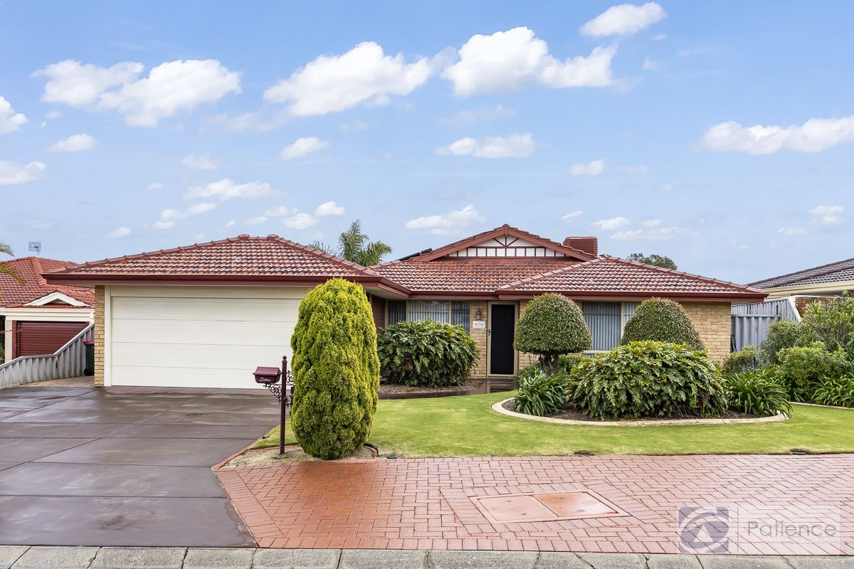 4 bedrooms House in 6 Coipasa Place JOONDALUP WA, 6027