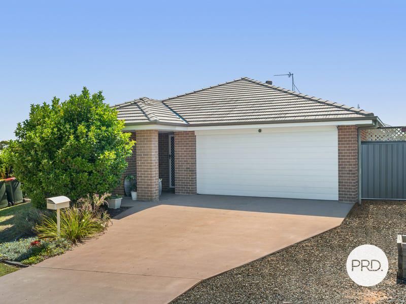4 bedrooms House in 9 Shara Drive BONNELLS BAY NSW, 2264