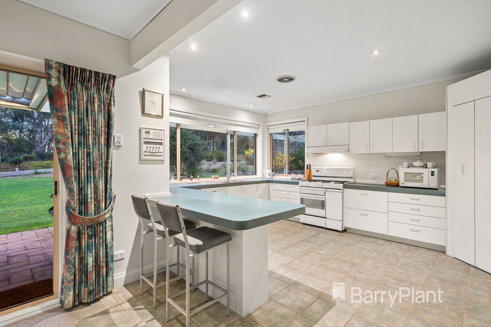 23 Campbell Court, Warrandyte VIC 3113, Image 2