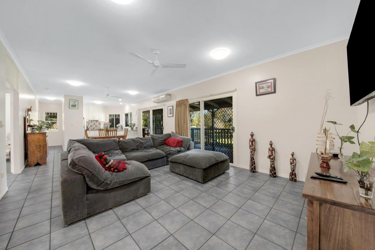 7 PROTEA COURT, Benaraby QLD 4680, Image 2