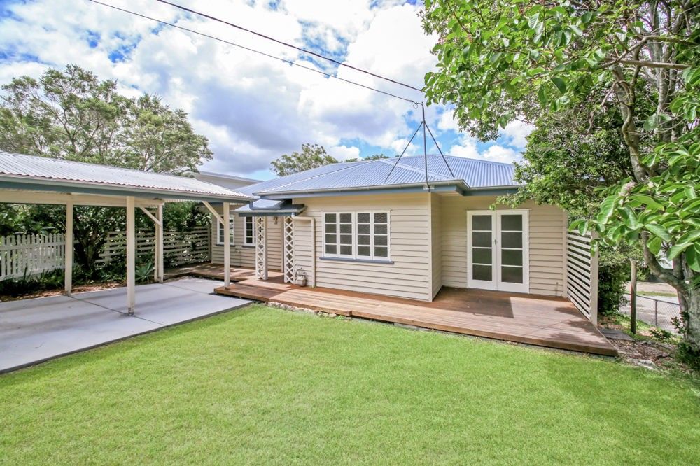 66 Hoskins Street, Sandgate Property History & Address Research Domain