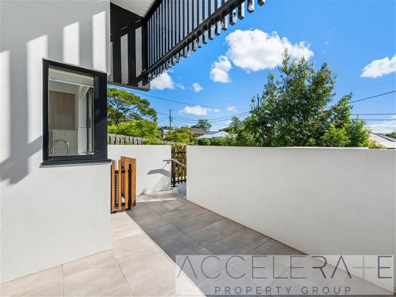 1/40 Nicklin Street, Coorparoo QLD 4151, Image 2