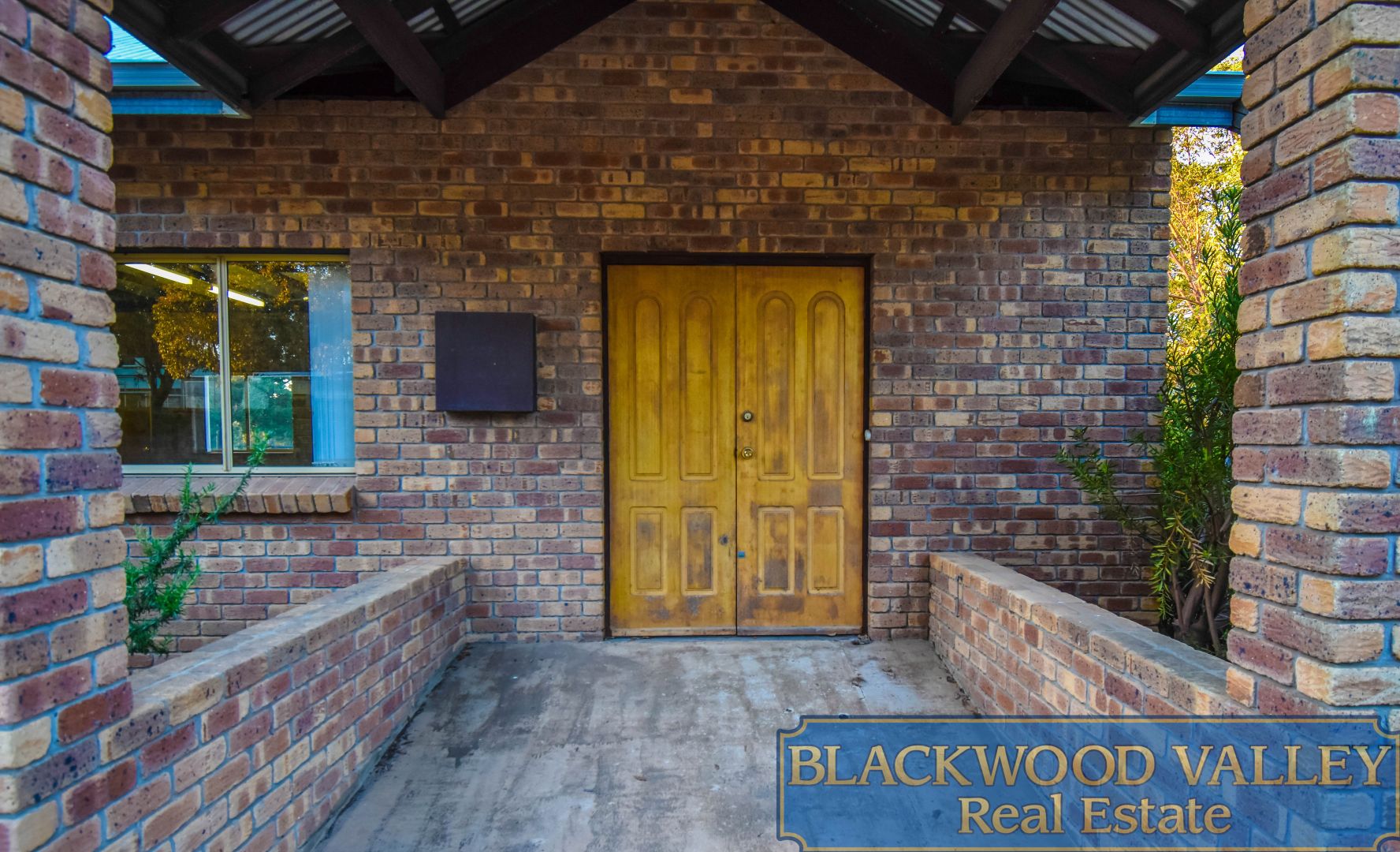 11 Blackwood Road, Greenbushes WA 6254, Image 2