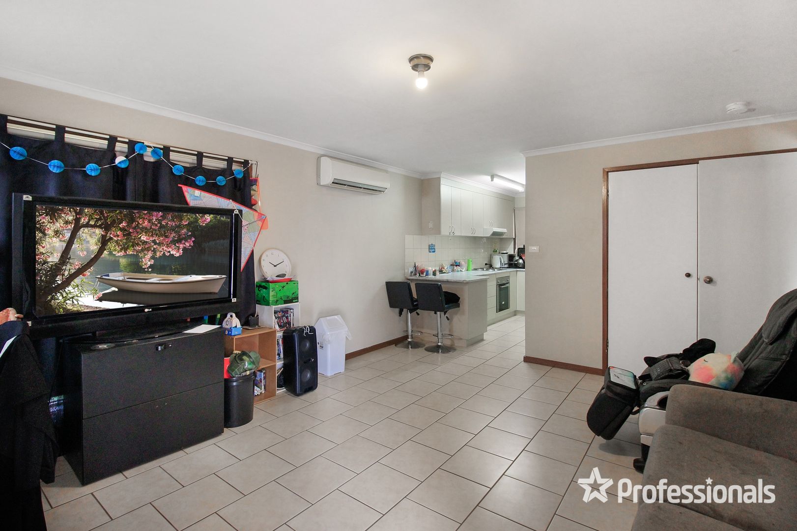 15 Kokoda Street, Ashmont NSW 2650, Image 2