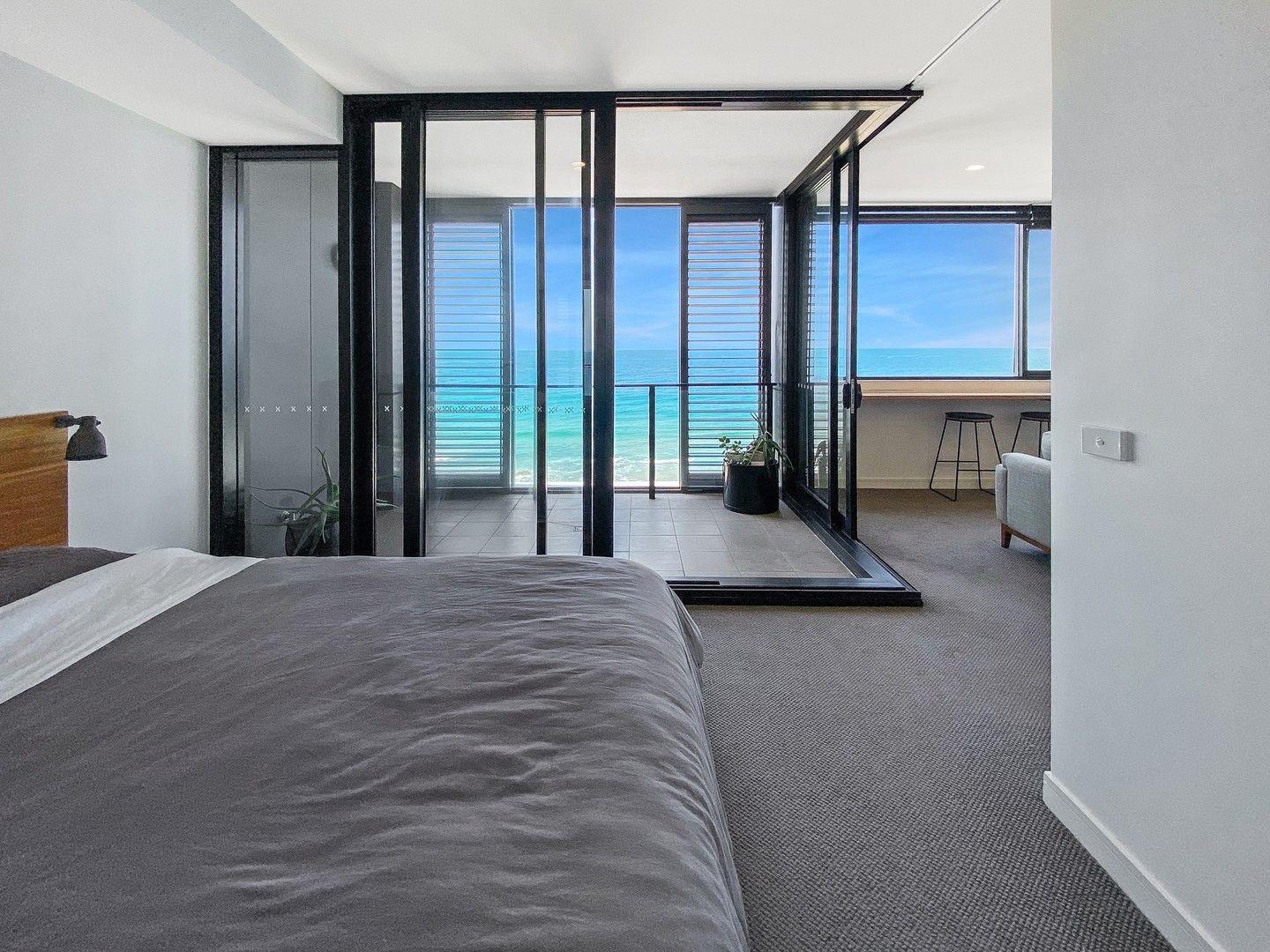 1 bedrooms Apartment / Unit / Flat in 505/77 Shortland Esplanade NEWCASTLE NSW, 2300