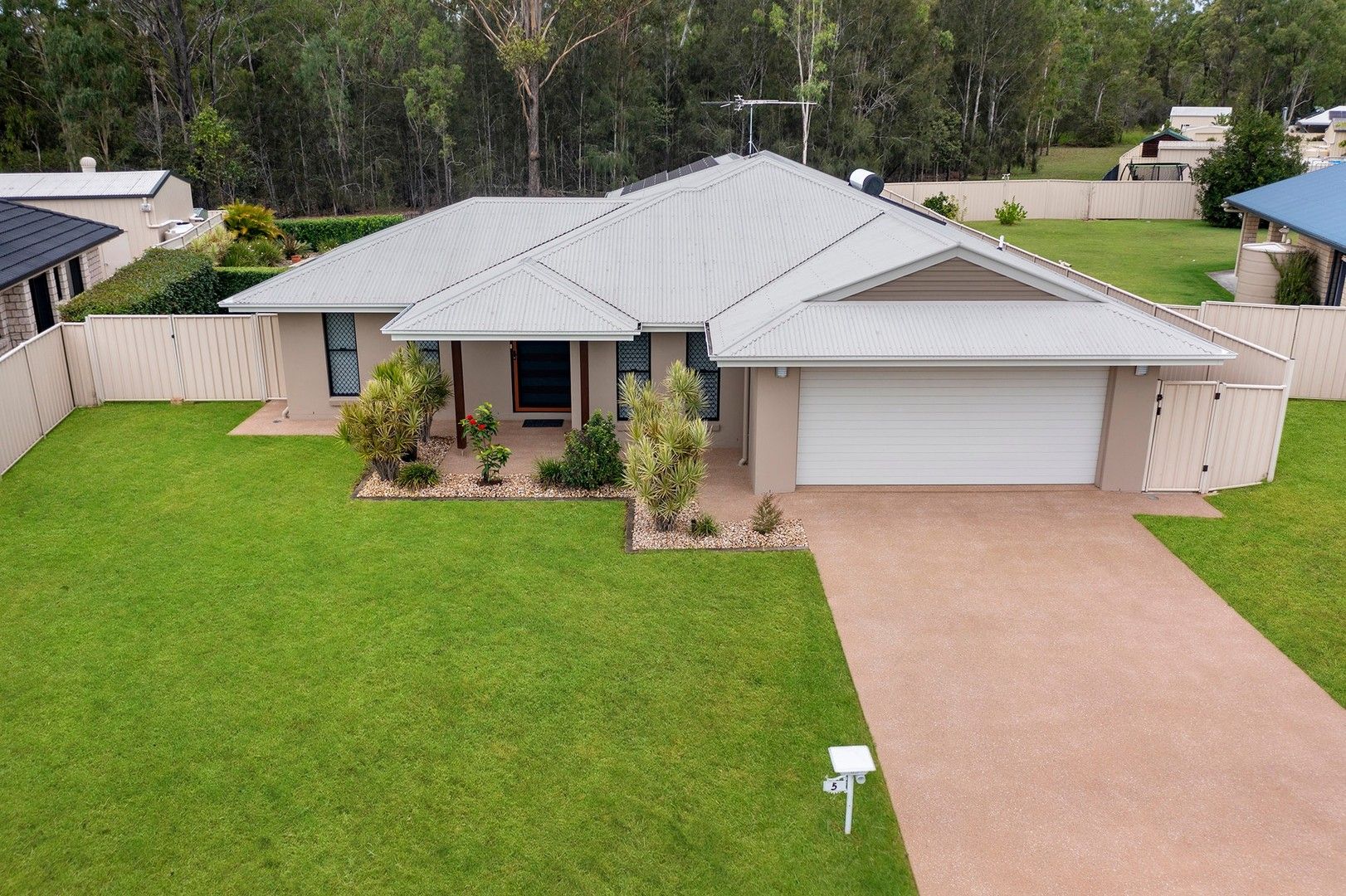 5 Piccadilly Court, Deebing Heights QLD 4306, Image 0