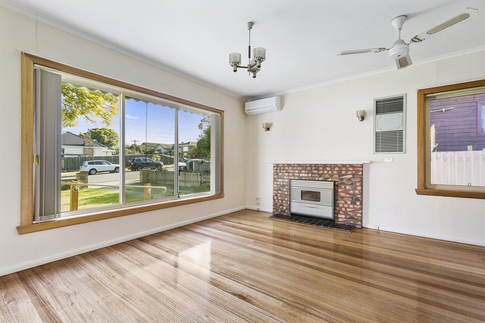 3 bedrooms House in 326 Chesterville Road BENTLEIGH EAST VIC, 3165