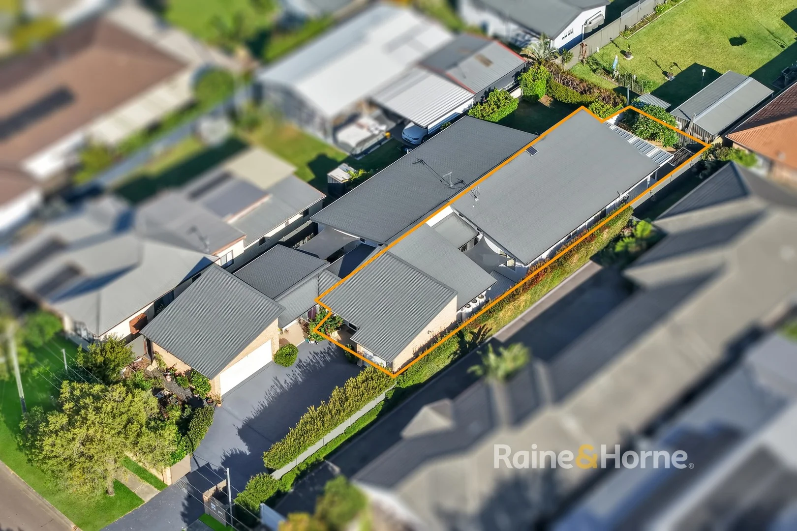 2/64 Gallipoli Avenue, Blackwall NSW 2256