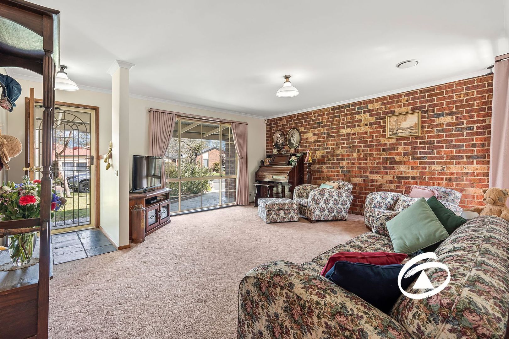 9 Nullica Court, Berwick VIC 3806, Image 1