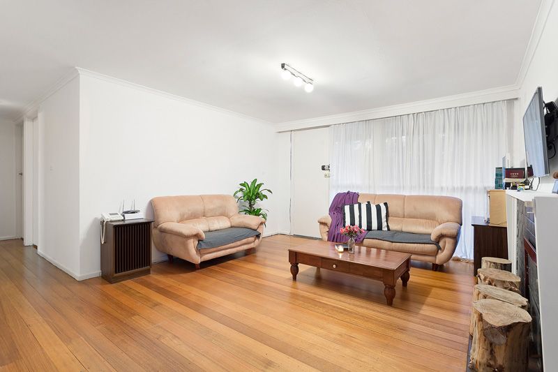 26 Longbourne Avenue, Notting Hill VIC 3168, Image 1