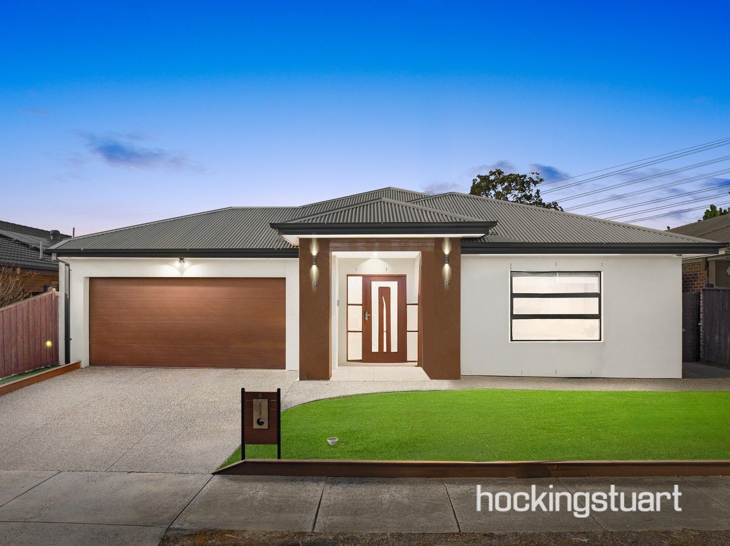 4 bedrooms House in 5 The Burchett WOLLERT VIC, 3750