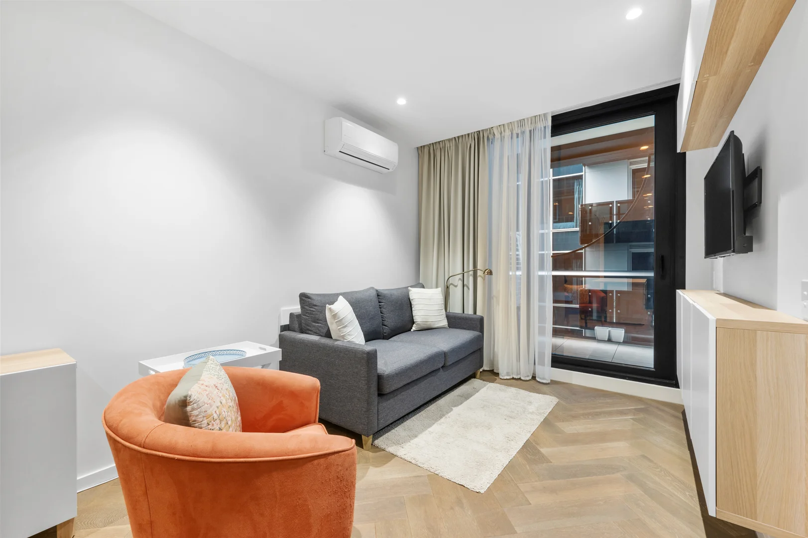 Additional image 3 of 913/450 St Kilda Road, Melbourne VIC 3004