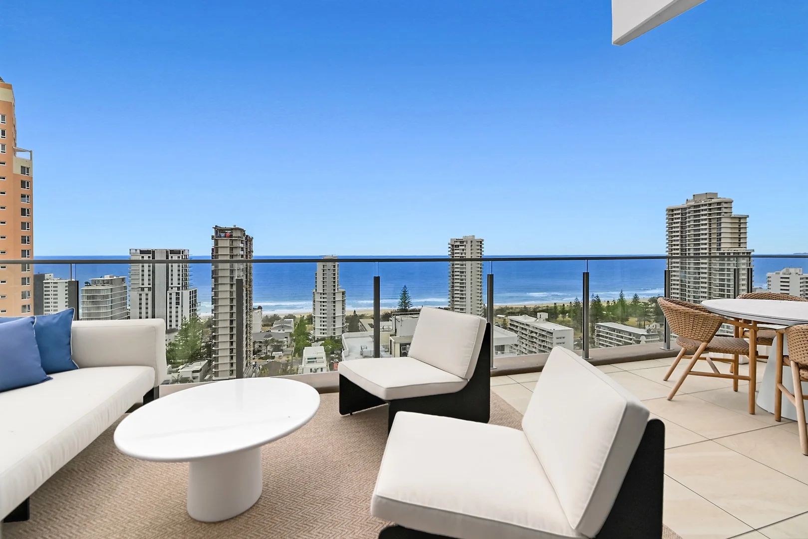 1702/122 Surf Parade, Broadbeach QLD 4218