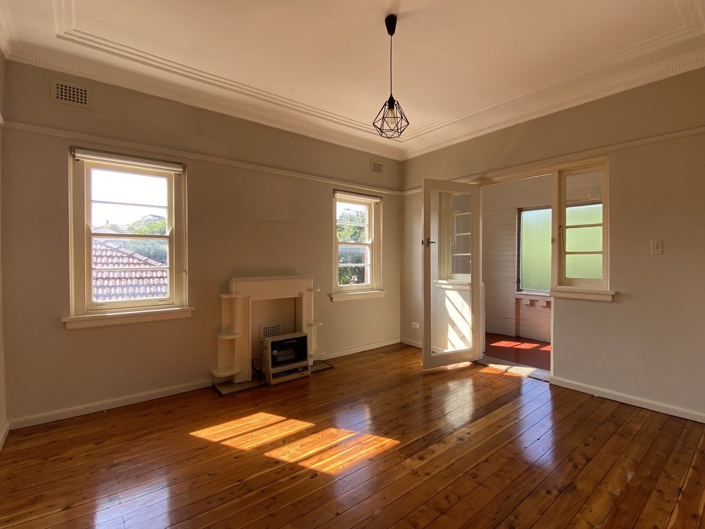 1 bedrooms Apartment / Unit / Flat in 3/60 Milton Street ASHFIELD NSW, 2131