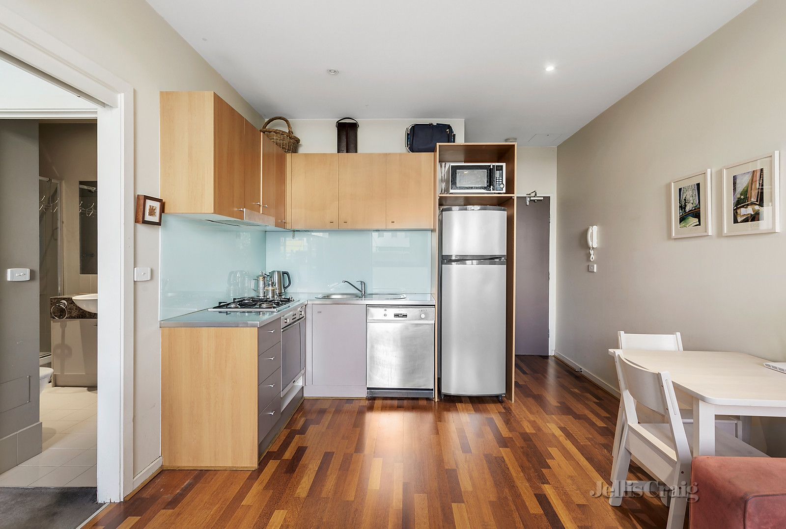 1/14 Fitzroy Street, St Kilda VIC 3182, Image 2