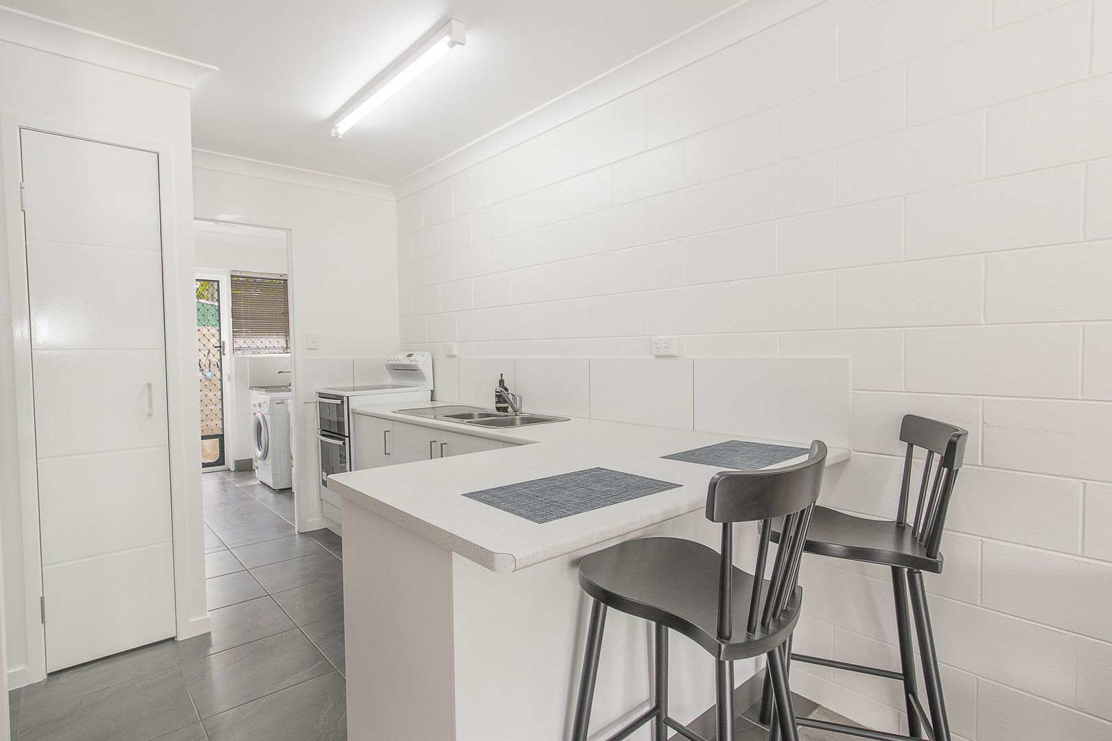 4/57 Ackers Street, Hermit Park QLD 4812, Image 1