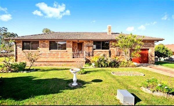 3 bedrooms House in 1 Campbell Street MORUYA NSW, 2537