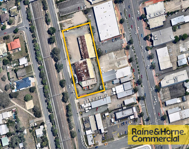 111 Railway Avenue, Strathpine QLD 4500