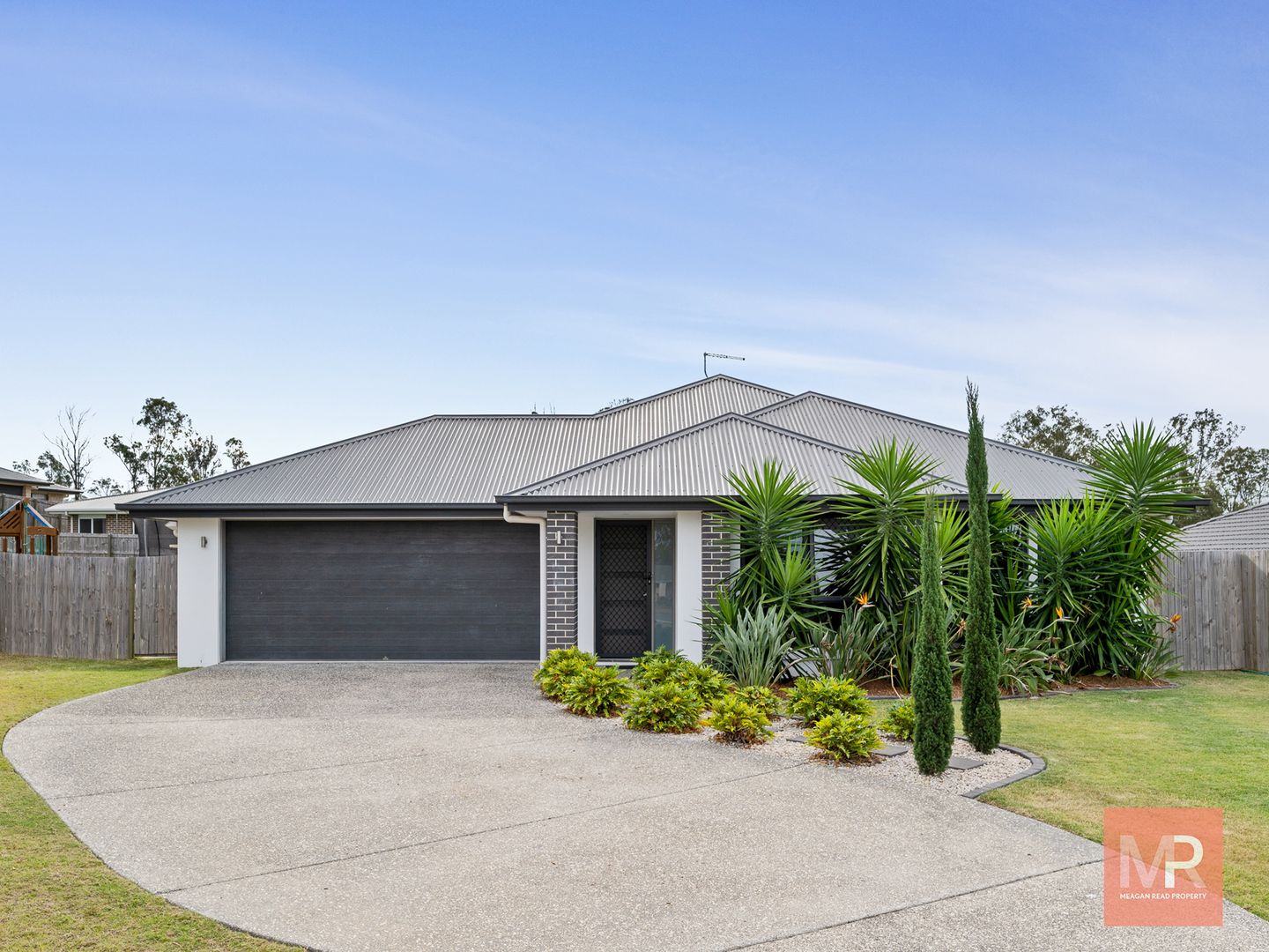 24 Canopy View Court, Flagstone QLD 4280