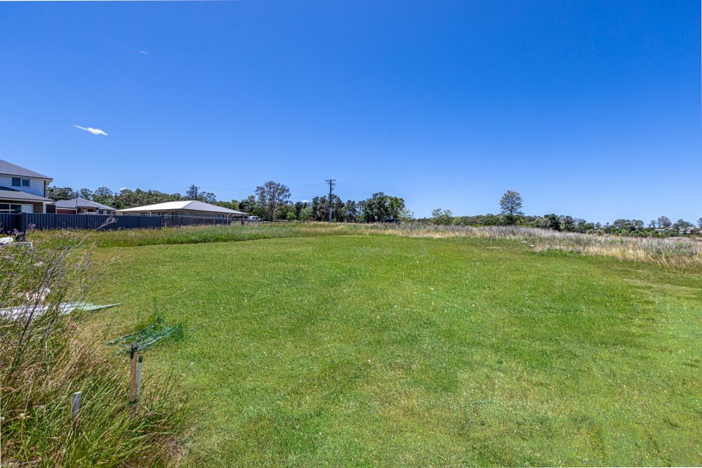 13 Stonebark Court, Greta NSW 2334, Image 1